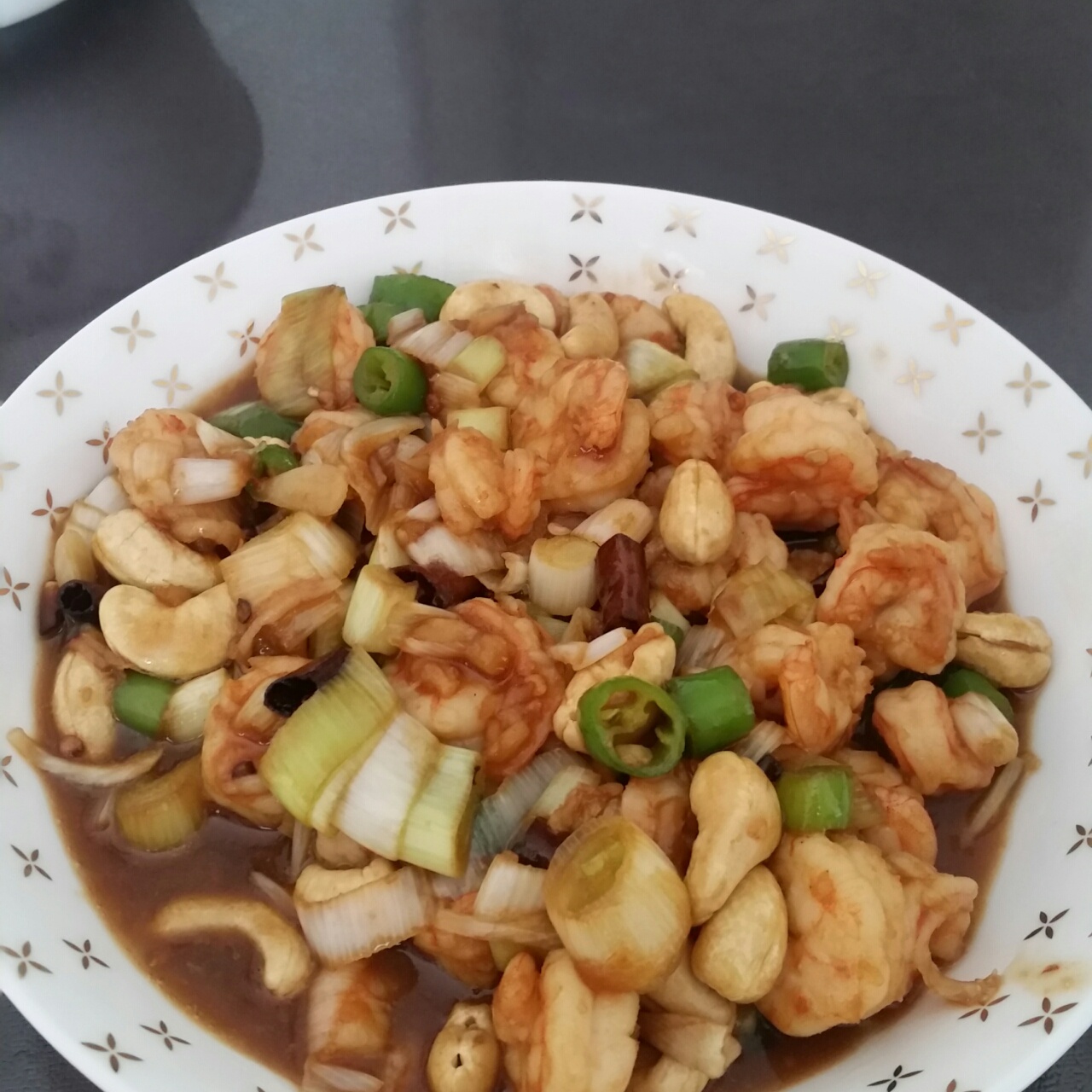 宫保虾球