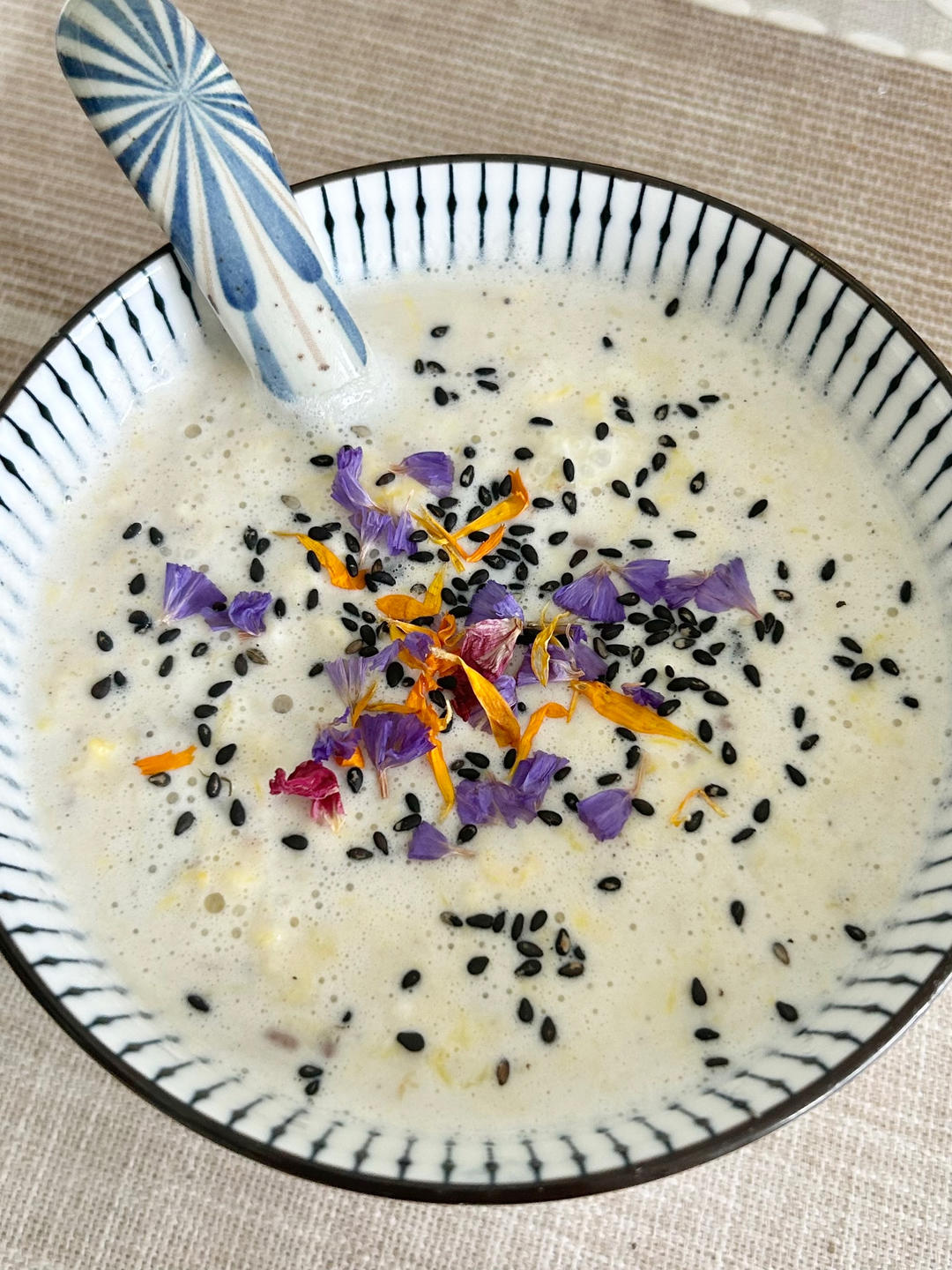 牛奶鸡蛋醪糟 冬日里最爱的甜品汤