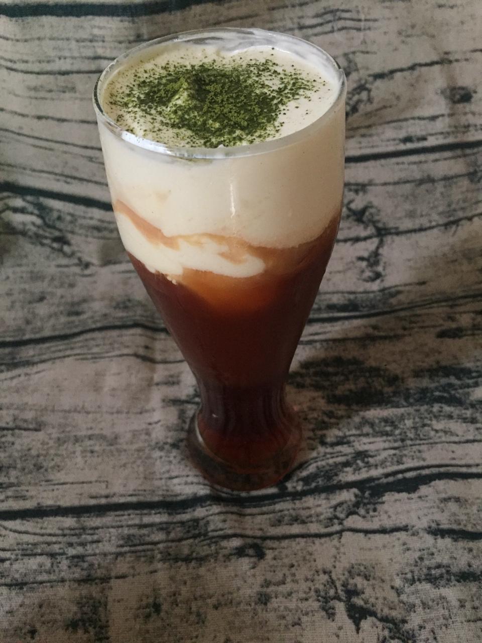 海盐芝士奶盖红茶