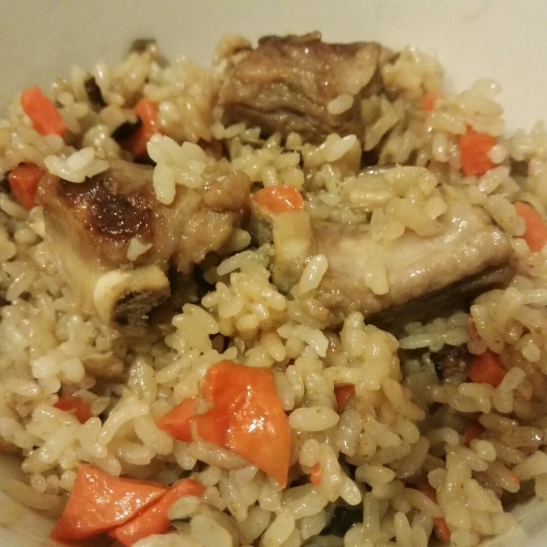 喷香排骨焖饭（爆好吃）