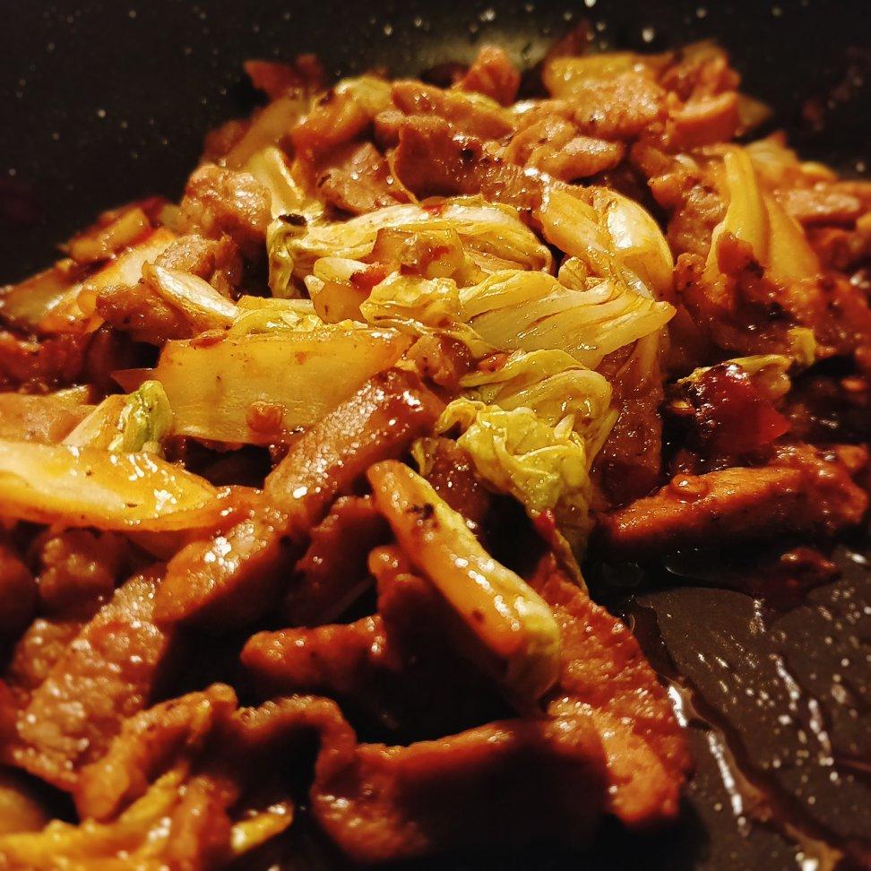 白菜炒猪肉