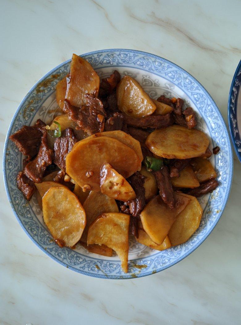 土豆炒牛肉