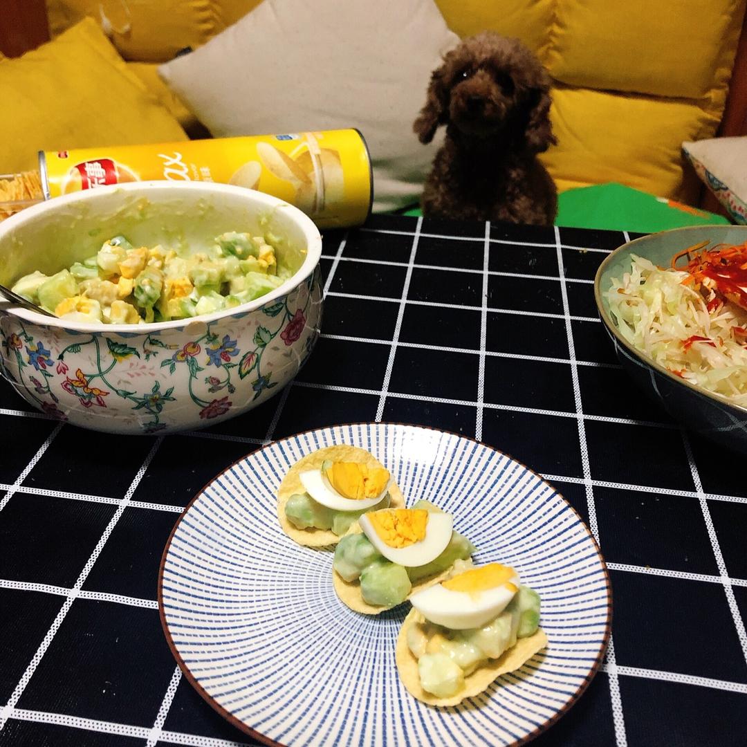 【一颗牛油果的新吃法】夏日清新牛油果意面 | 热情缤纷的牛油果薯片沙拉