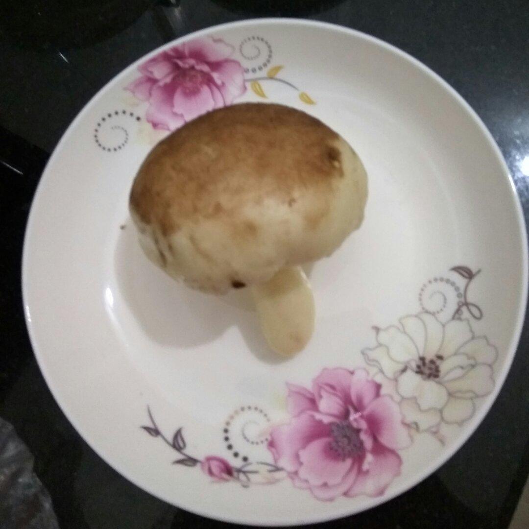 小蘑菇豆沙包