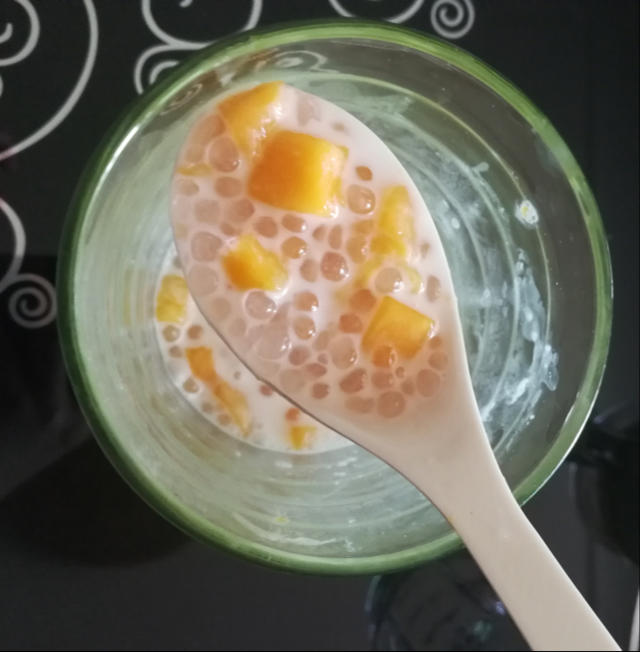 芒果椰浆西米露