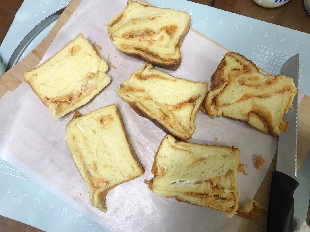 香葱肉松手撕吐司