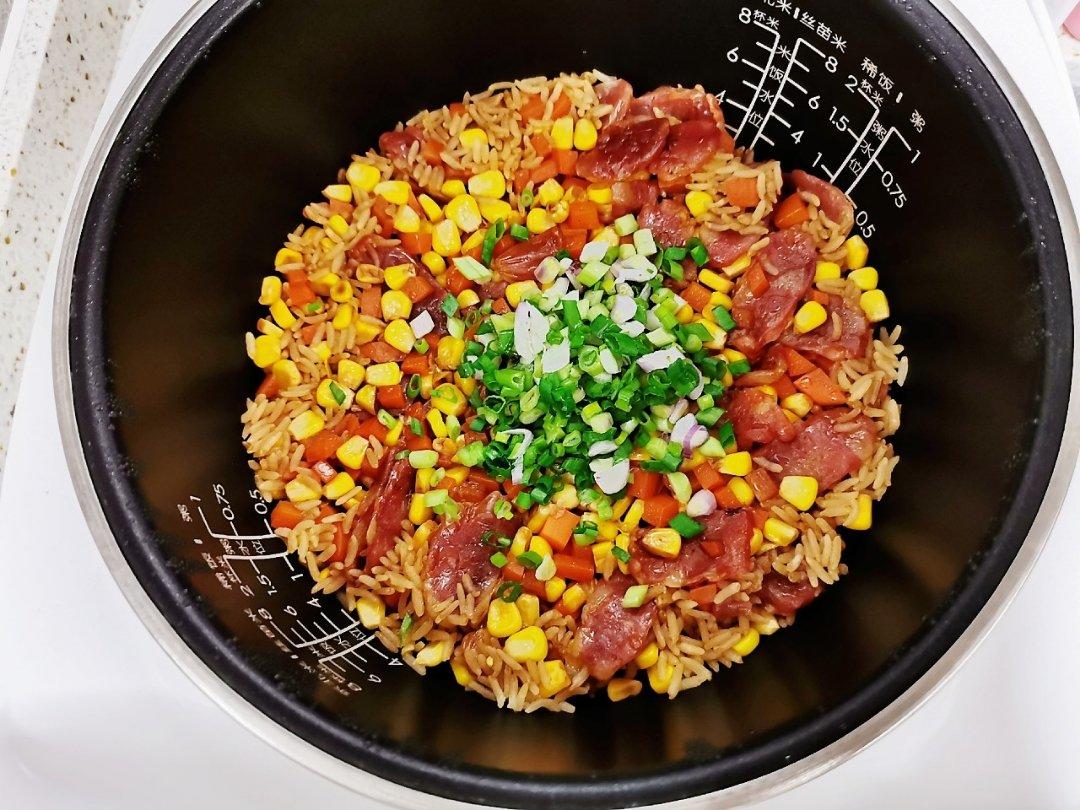 懒人必备～电饭煲腊肠焖饭