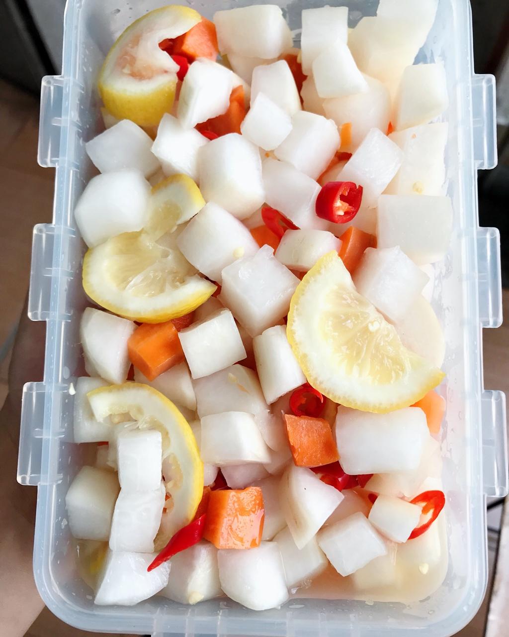 z_9yro做的脆爽萝卜丁(开胃小菜)