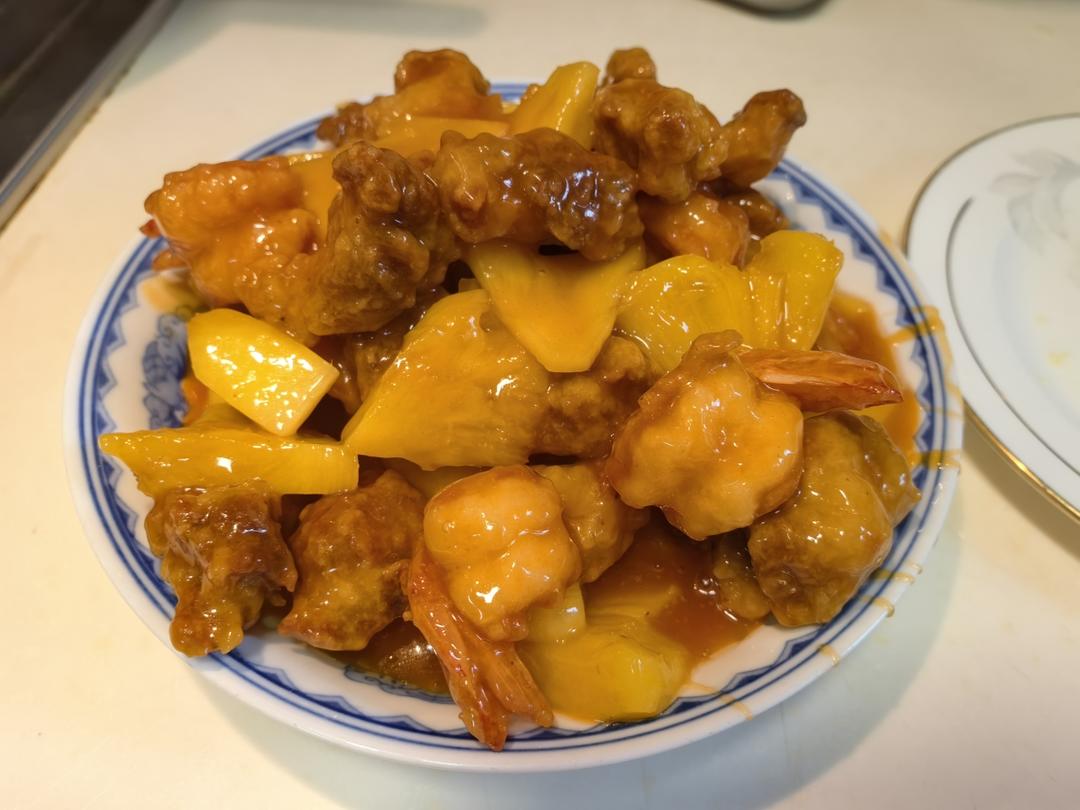菠萝咕咾虾