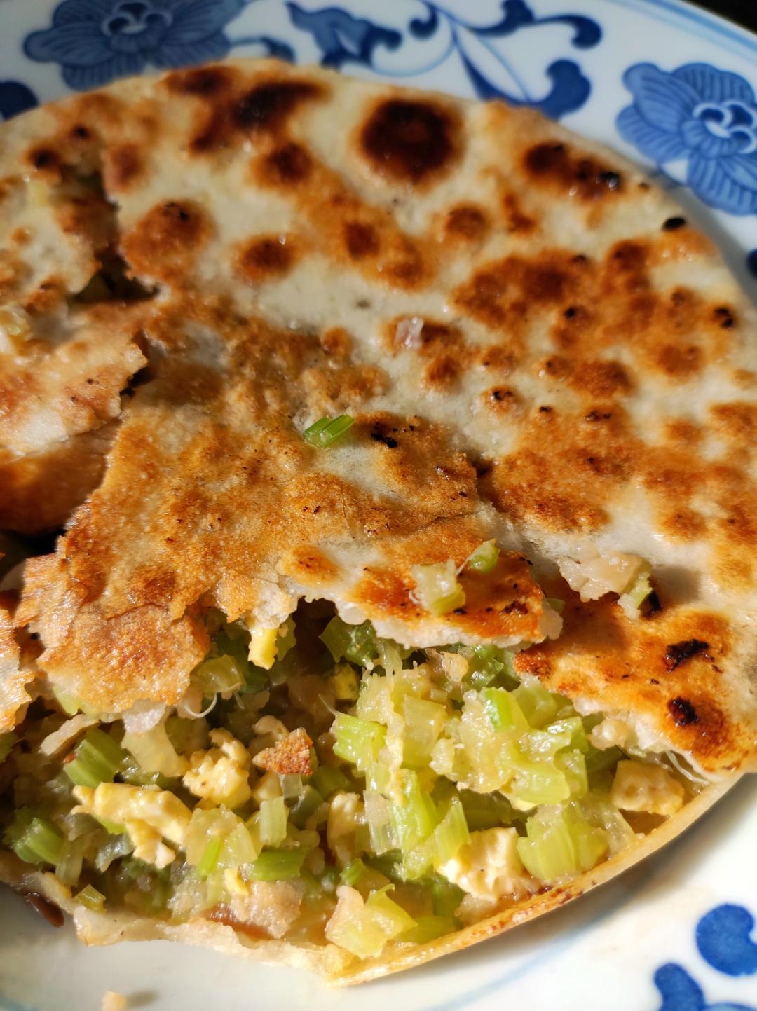 猪肉芹菜馅饼