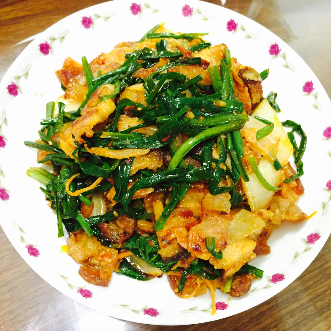 猪肉泡菜盖饭