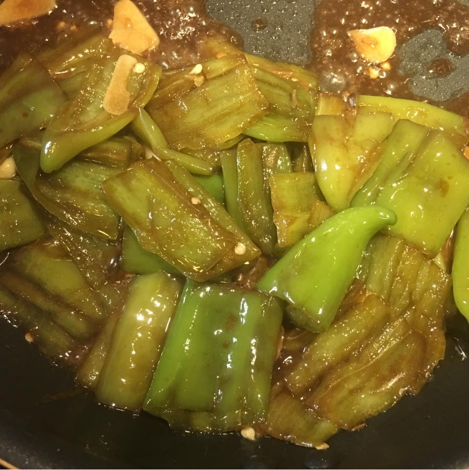 下饭神器虎皮尖椒