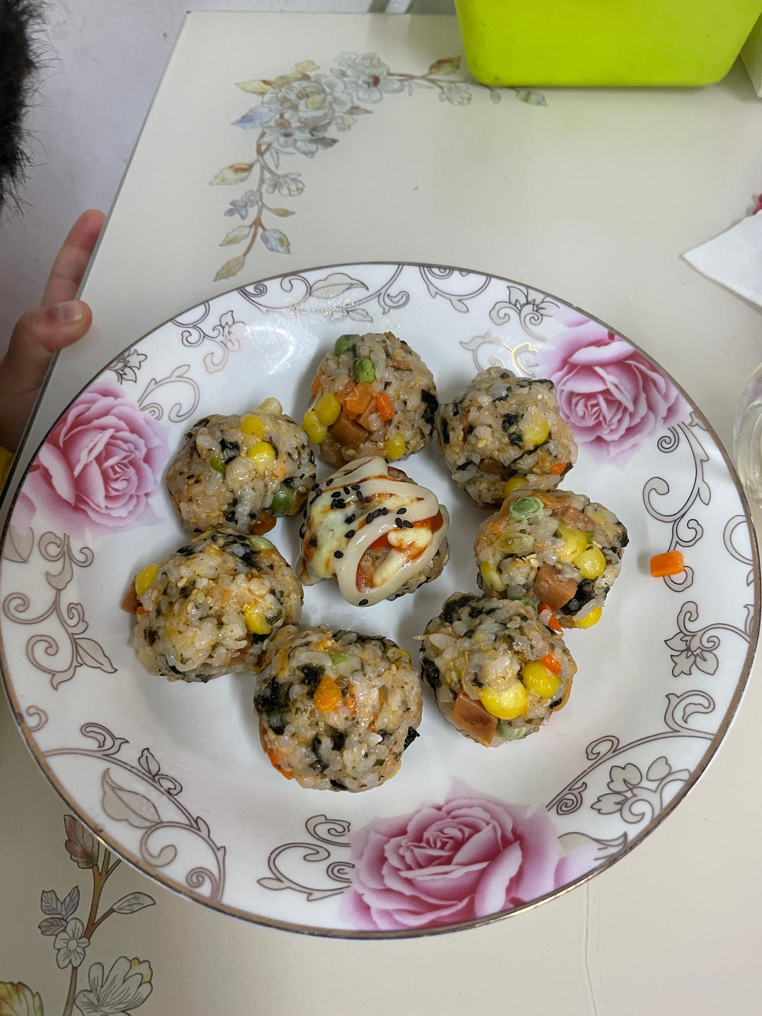 一口爆浆的芝士饭团也太香了吧