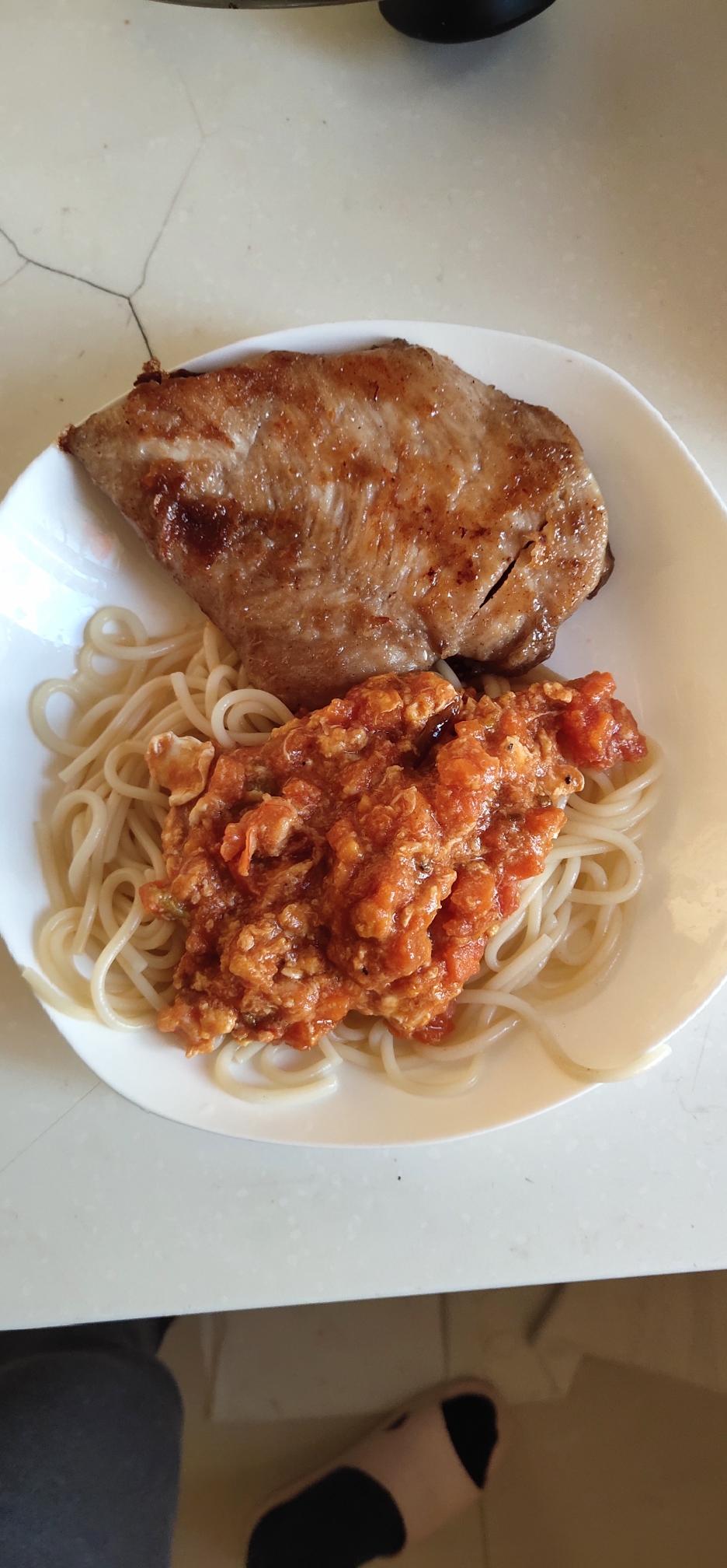 鸡排意面的做法