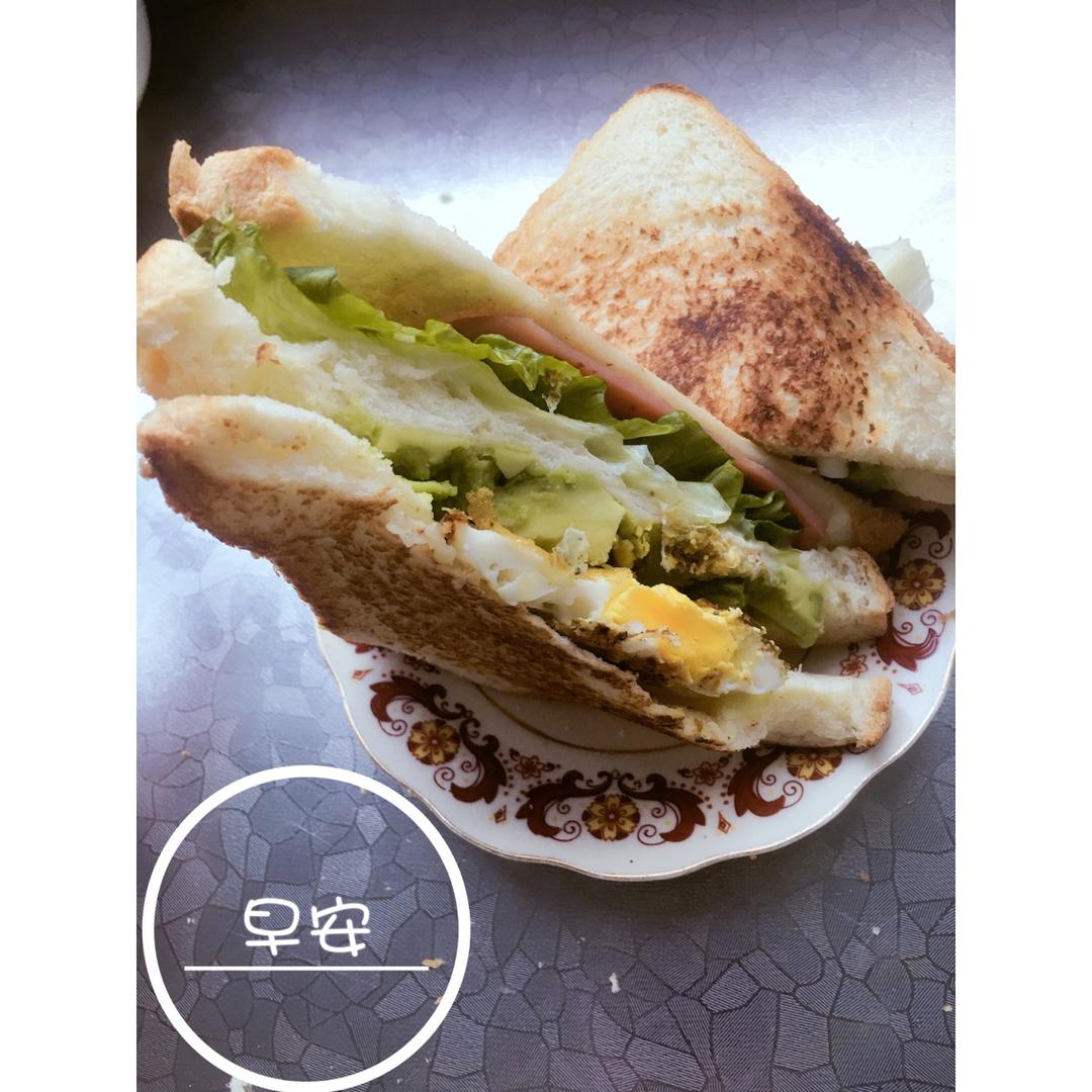 牛油果早餐三明治 Avocado Breakfast Toasted Sandwich