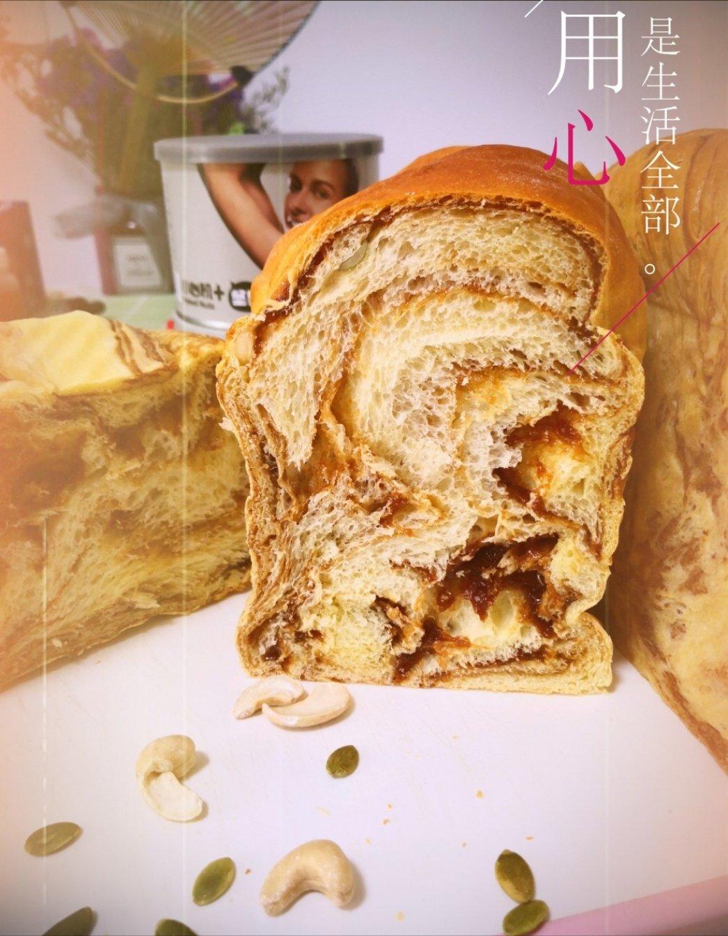 双重拉丝的红糖麻薯吐司