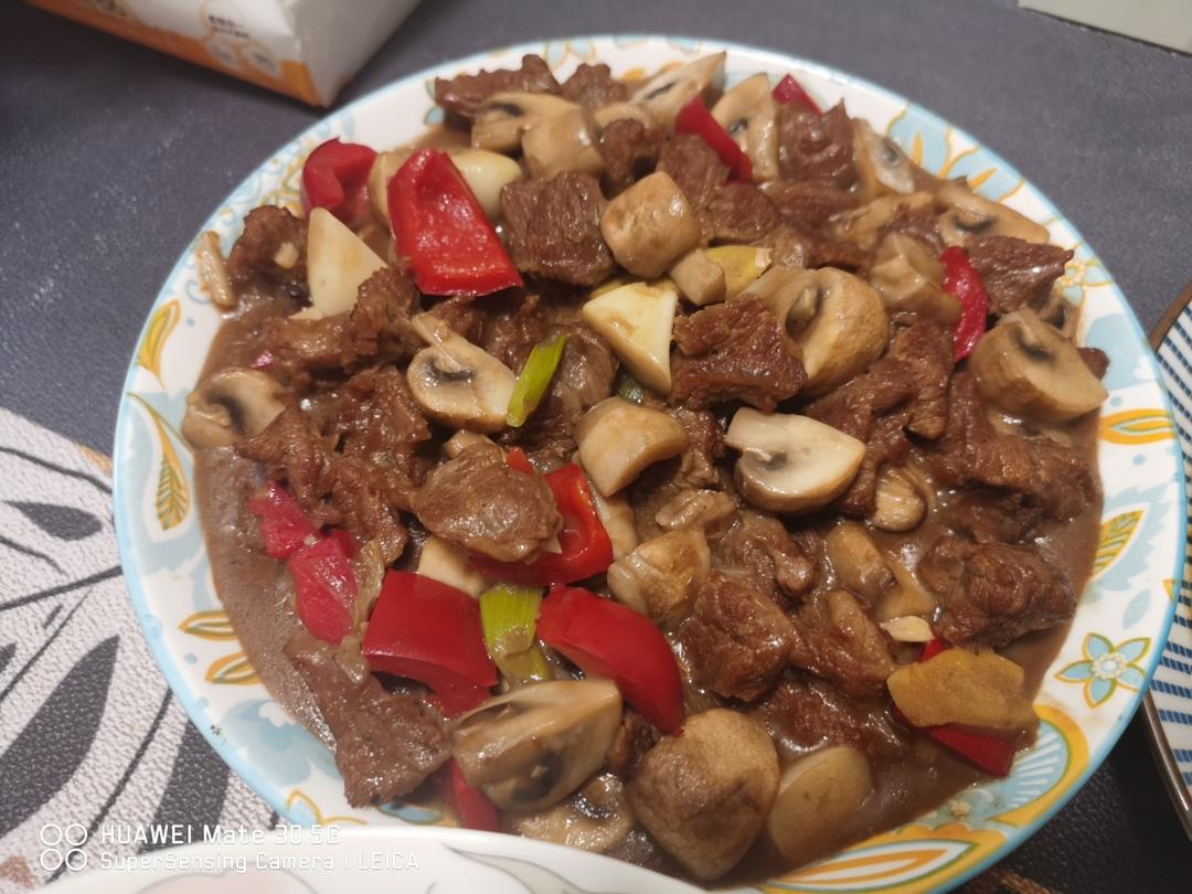 家常菜~杏鲍菇烧牛肉粒