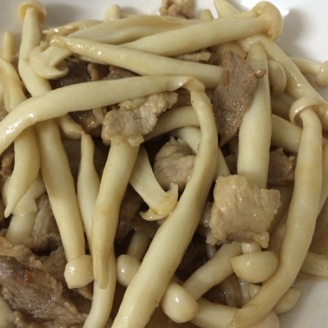 平菇炒肉