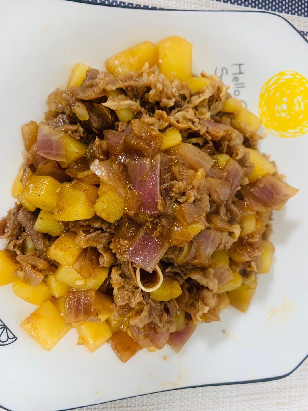 好吃到舔碗底的土豆肥牛拌饭