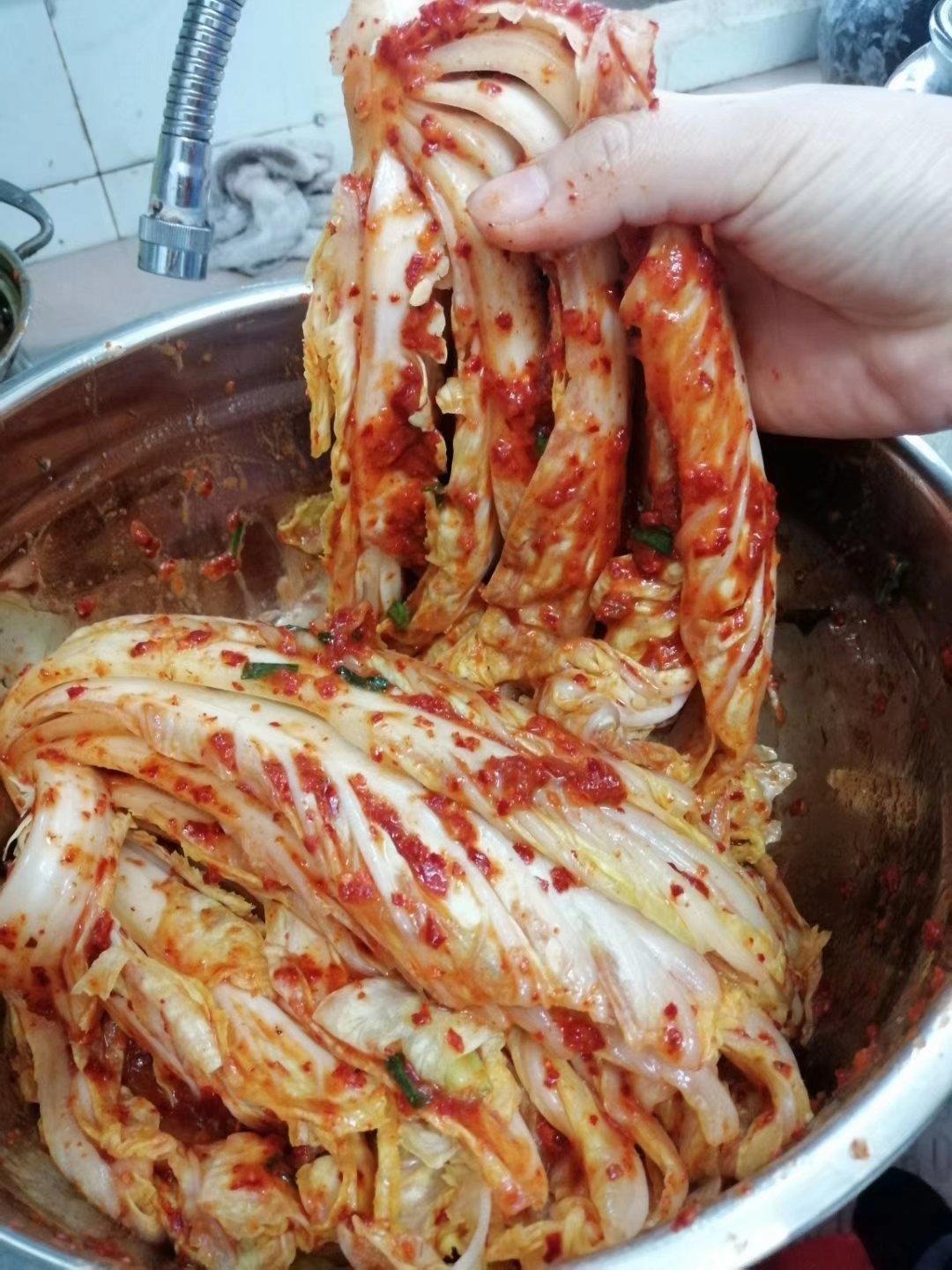 正宗韩国泡菜（youtube上韩国厨师Maangchi的菜谱）