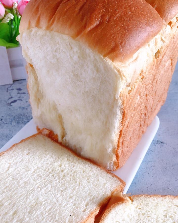 蛋奶油吐司