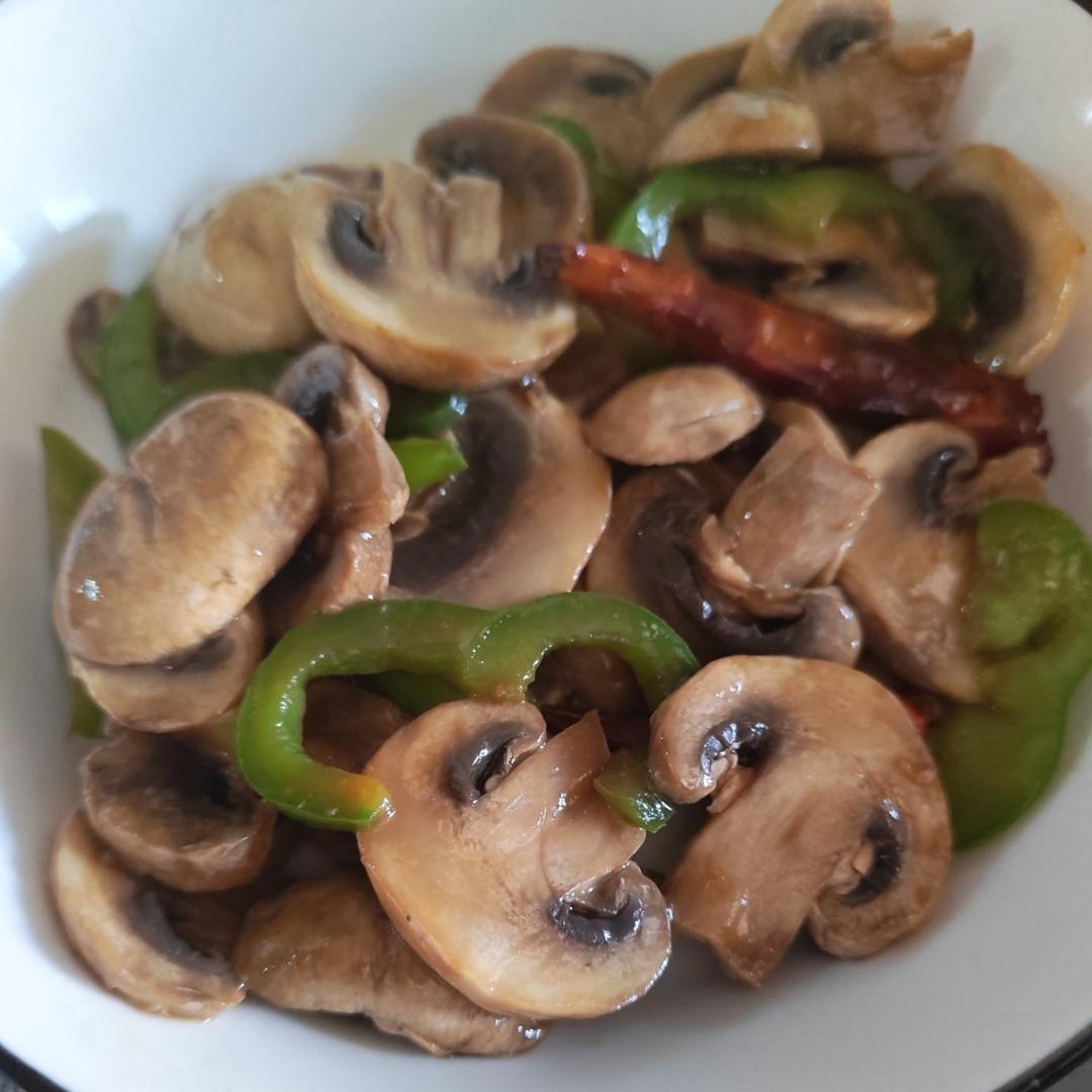 素炒鲜口蘑（白蘑菇），快手家常菜