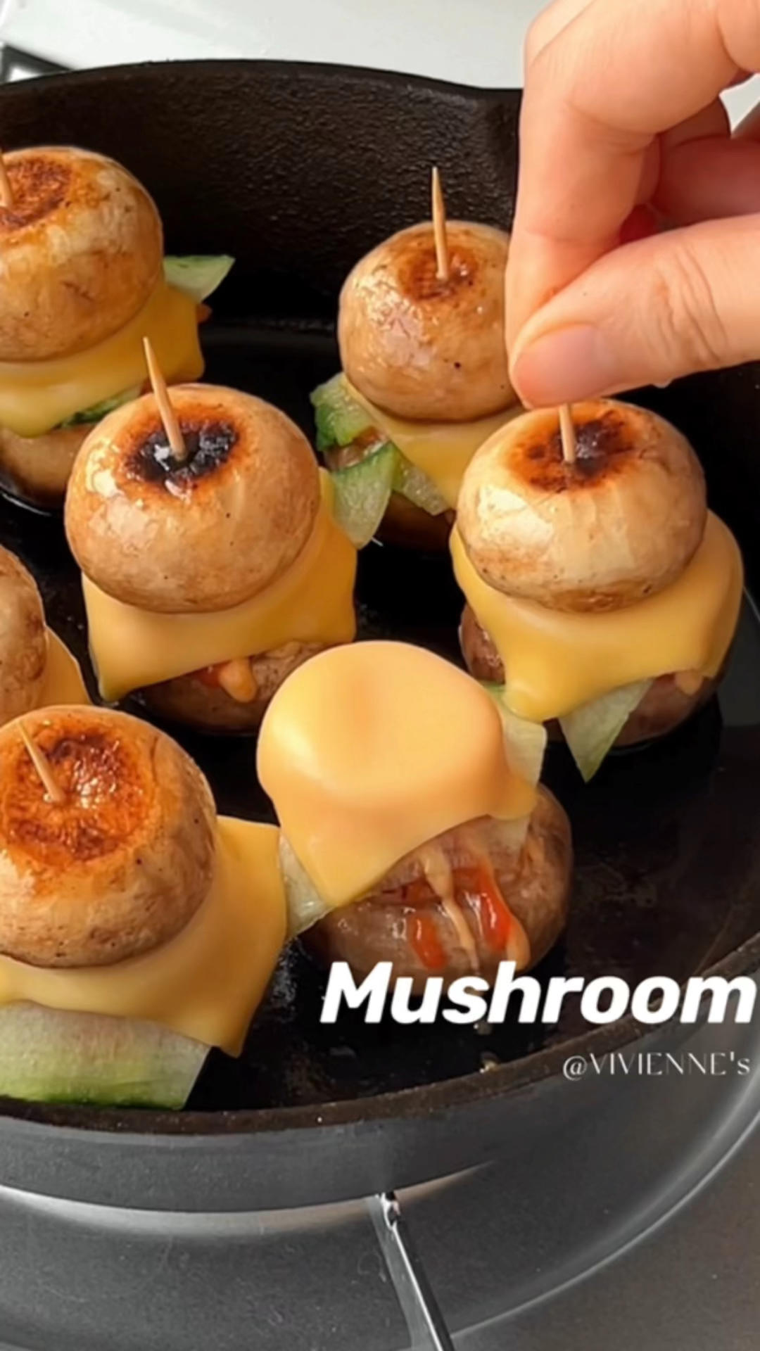 Q弹爆汁🍔Mini口蘑小汉堡～无面粉嘎嘎香的做法