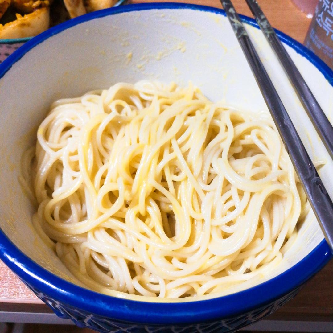 黄芥末酱拌螺旋粉