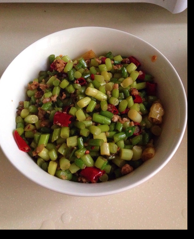 下饭菜～蒜苔肉末