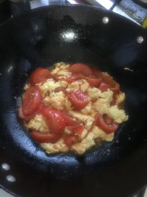 西红柿炒蛋的做法 步骤5