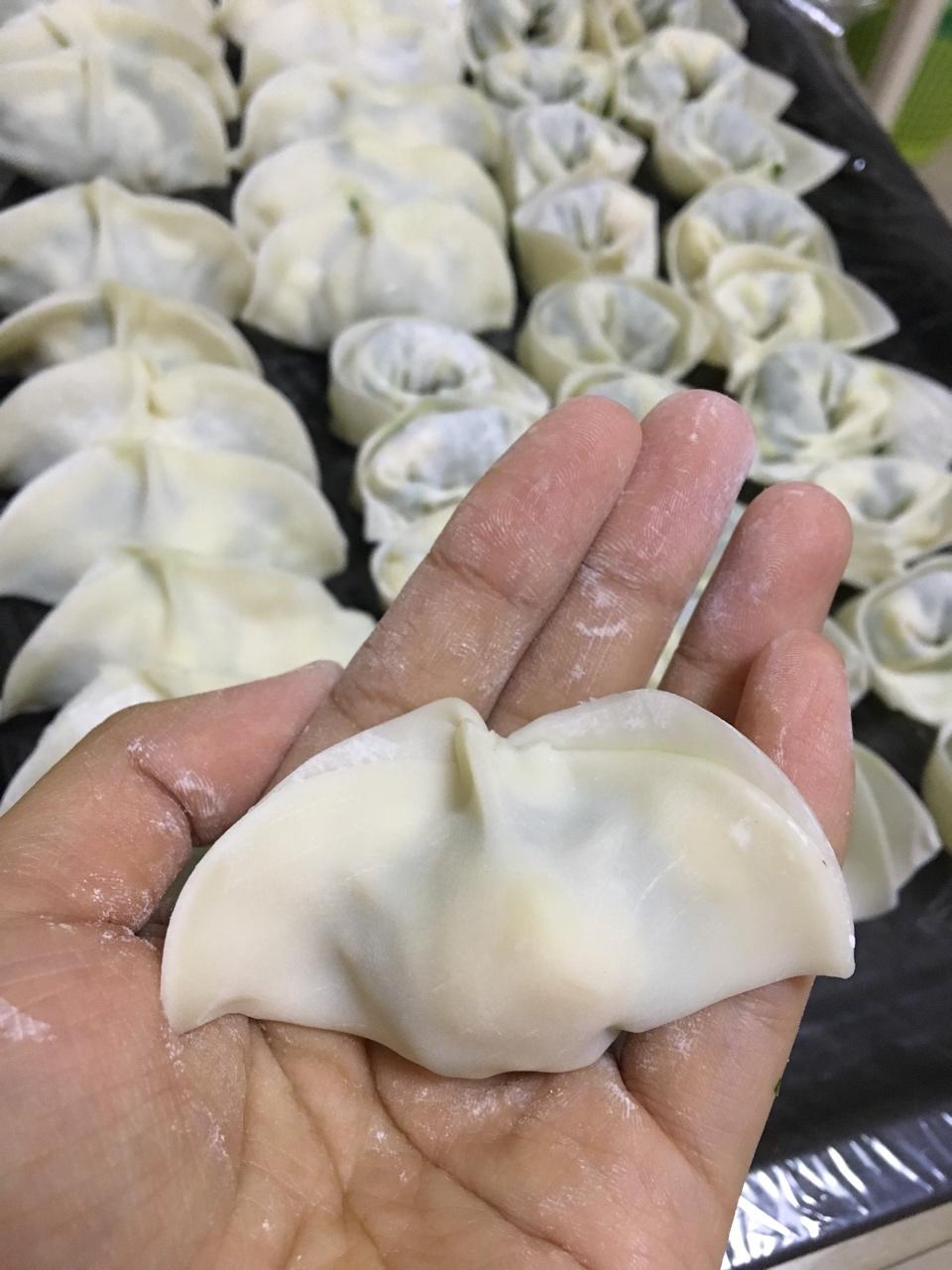 普通大肚饺子包法（内有羞答答小视频ヾ(@^▽^@)ノ　）
