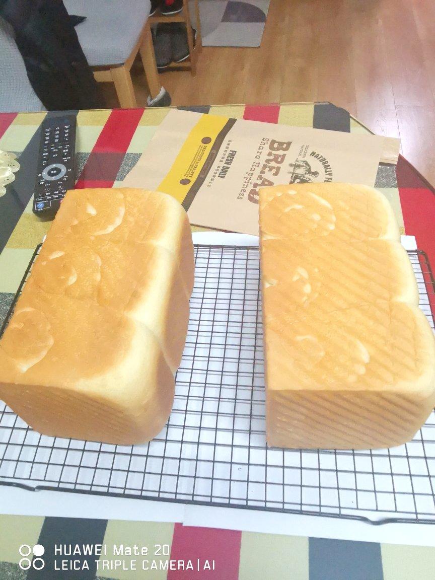 升级版奶香手撕吐司