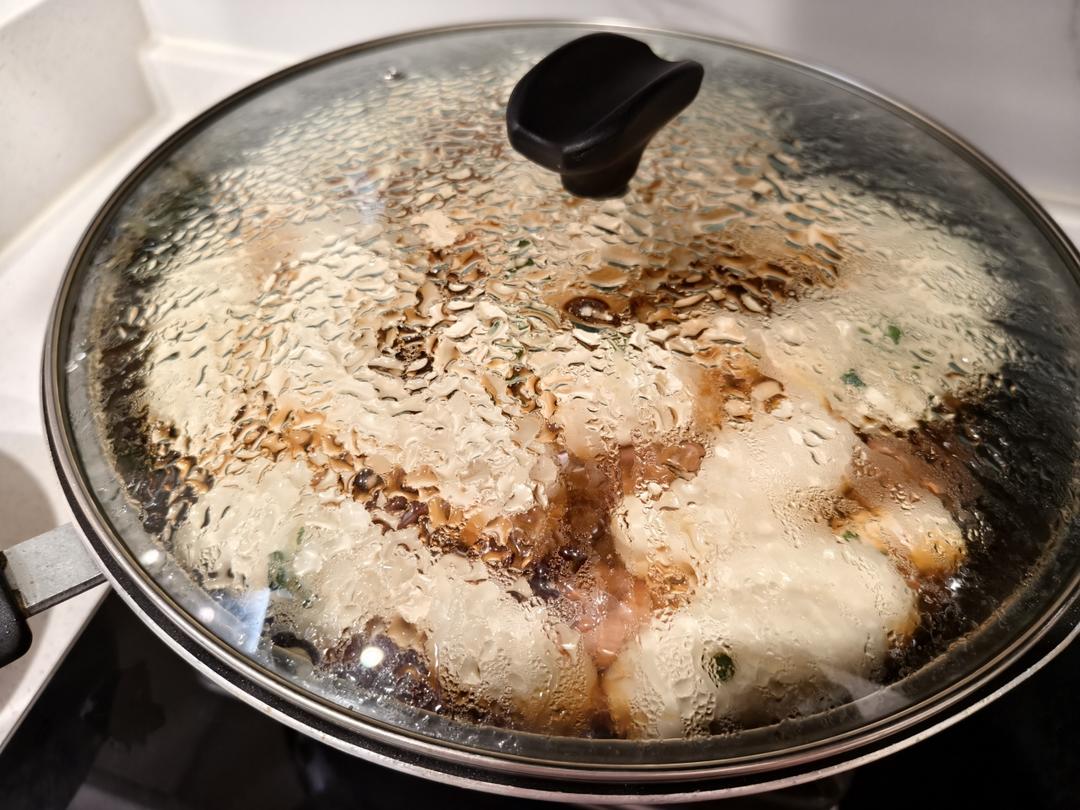 饭菜一锅出－土豆玉米排骨焖卷子【超详细】