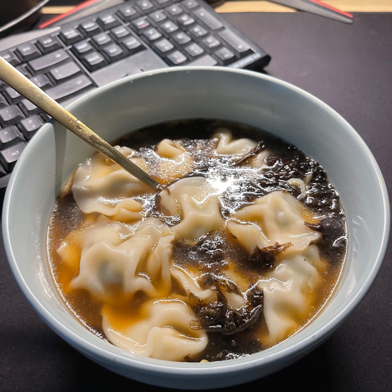 好吃好喝的饺子汤底的做法