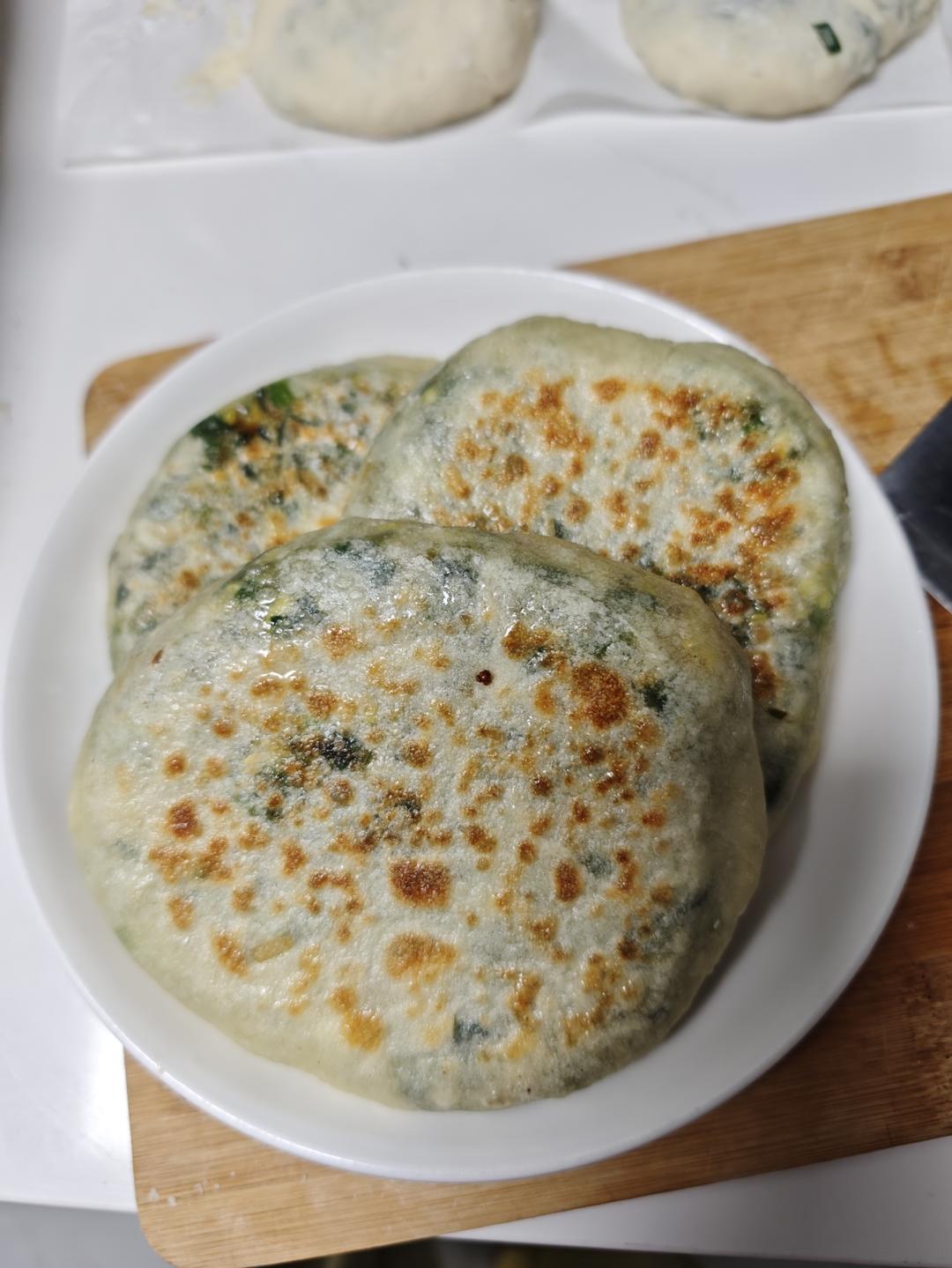皮薄如纸的韭菜馅饼|免揉面法