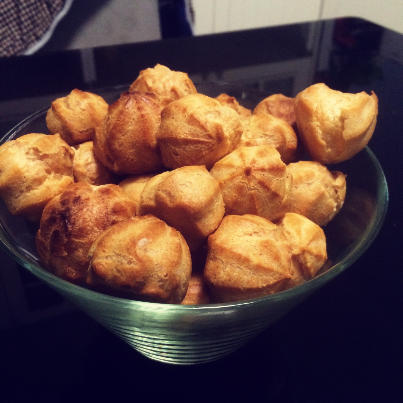 泡芙（卡仕达内馅）