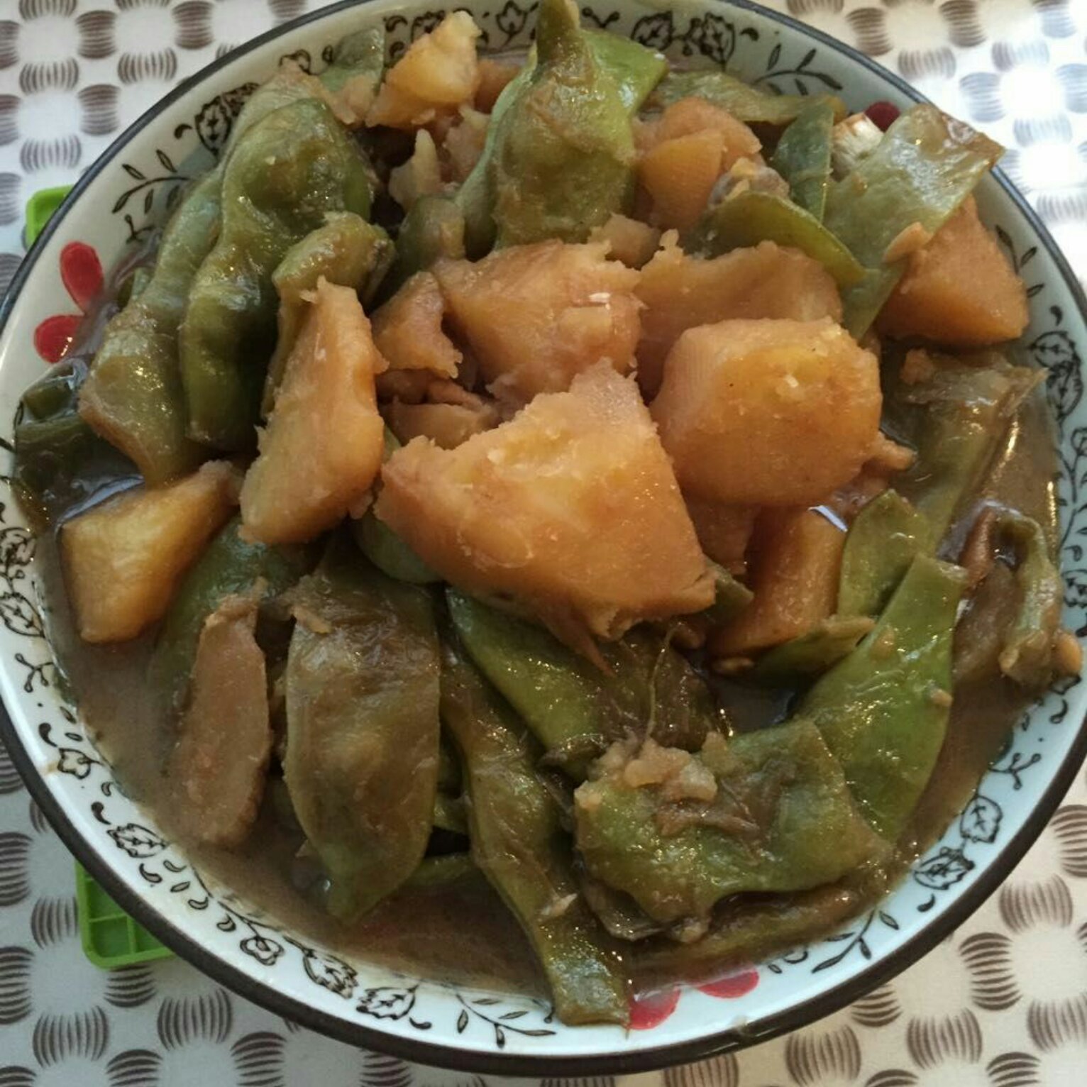 土豆炖豆角