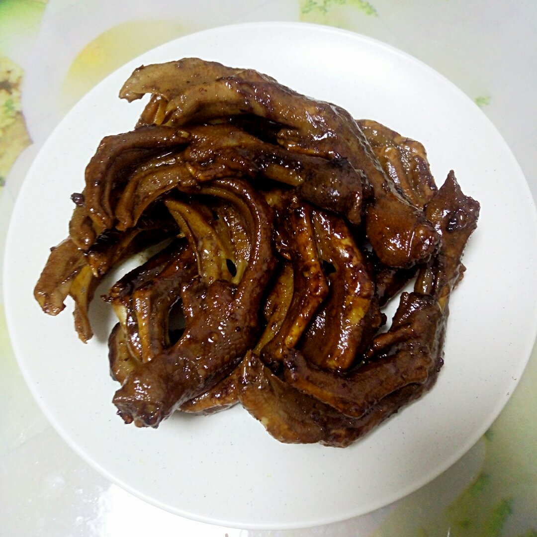 卤鸭掌