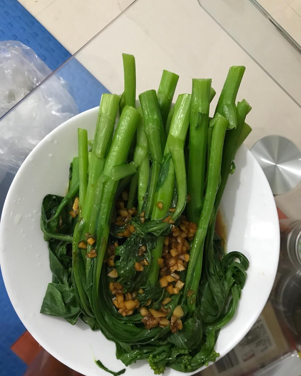 蒜蓉油菜心
