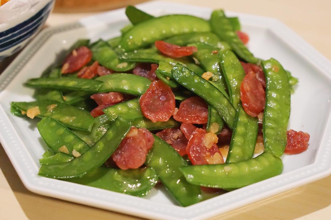 荷兰豆炒香肠
