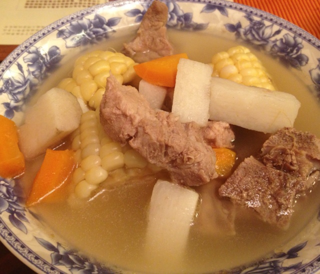 山药玉米排骨汤