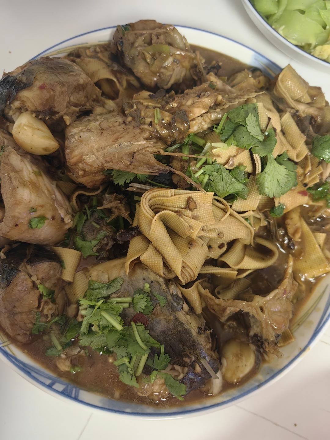 三汁焖鱼（清江鱼）