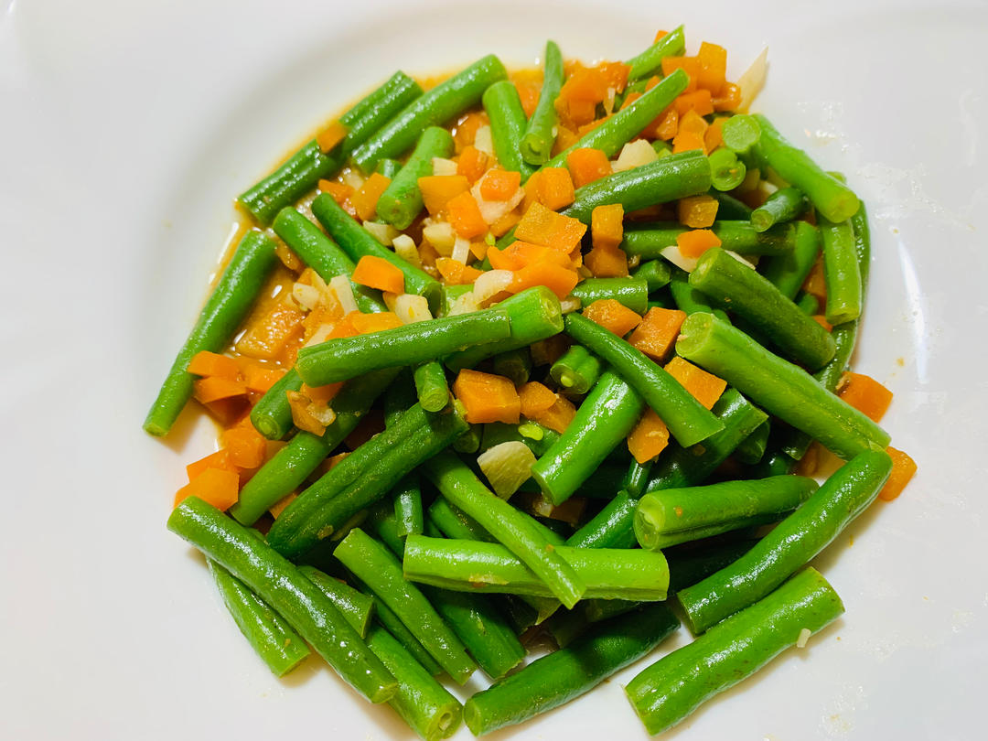 虎皮豆角炒胡萝卜（家常菜爆款）
