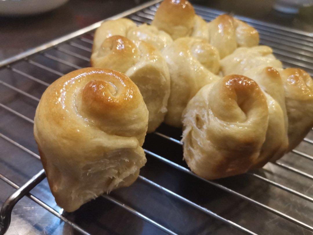 脆底蜂蜜小面包