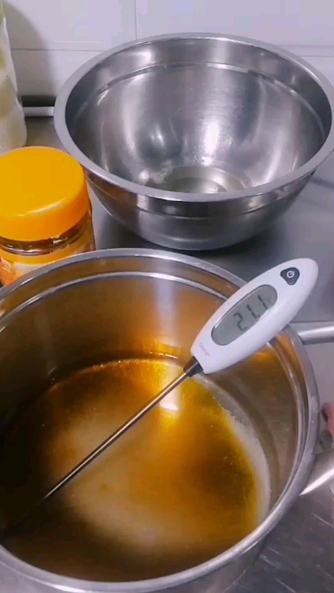 超详细TIPS—自制超美味牛轧糖（熬糖版），秒杀棉花糖版