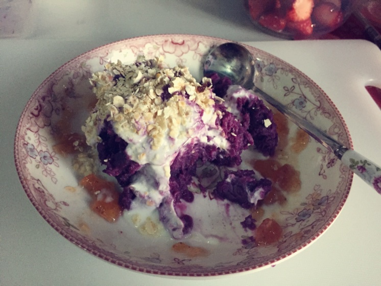 【酸奶果仁紫薯泥】简易甜点 瘦身健胃