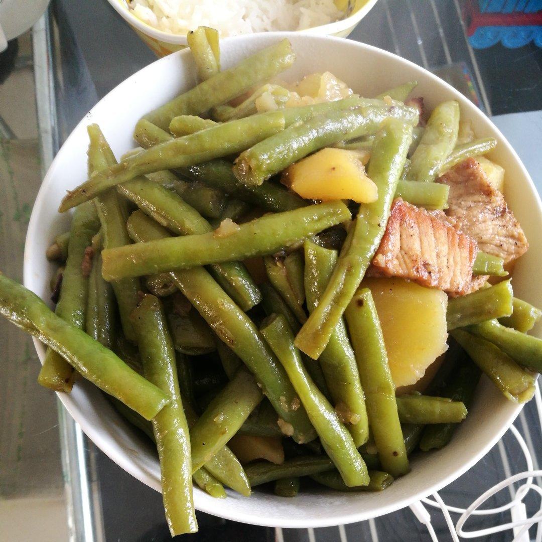 东北土豆炖豆角