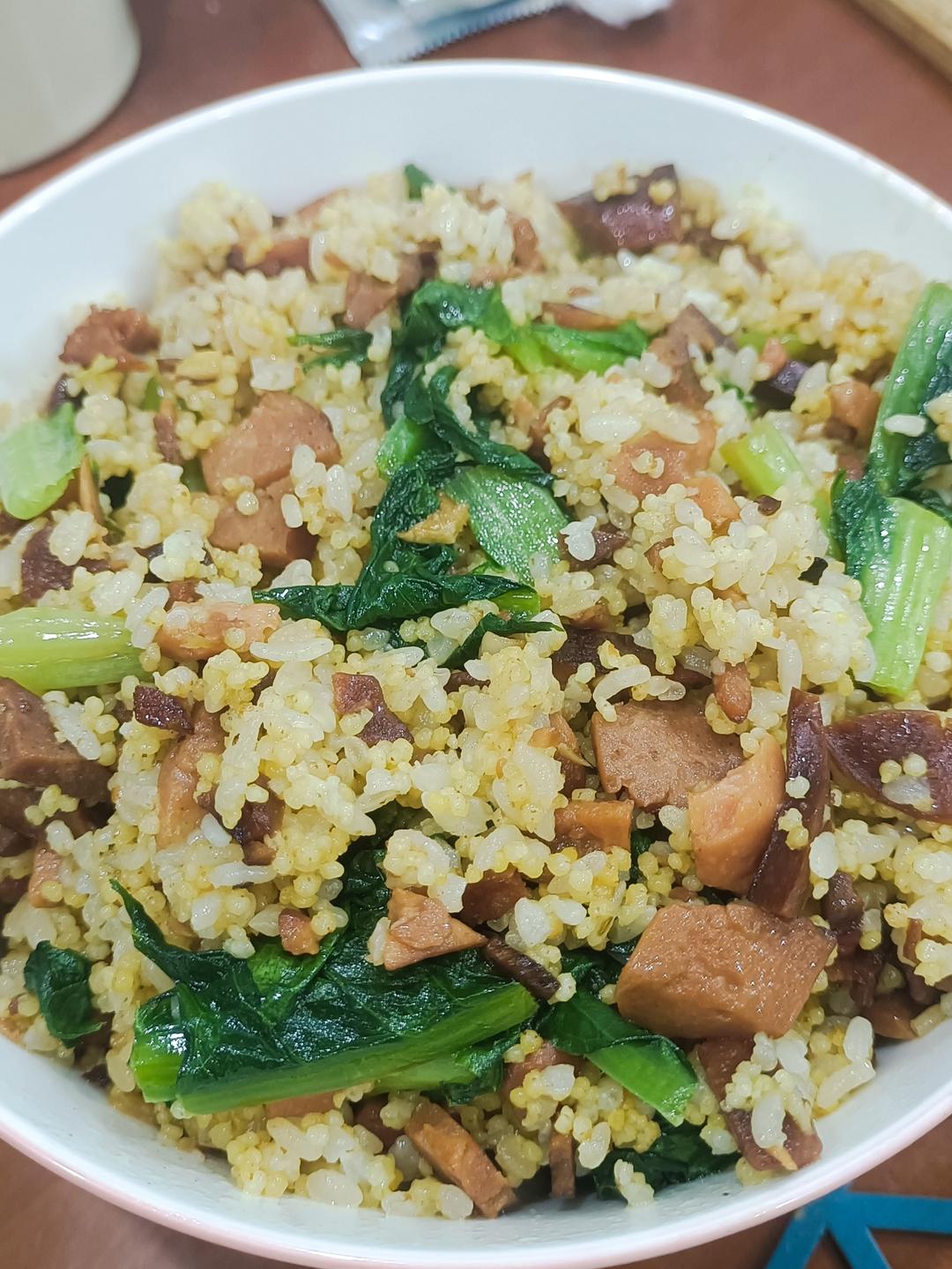 腊肠炒饭
