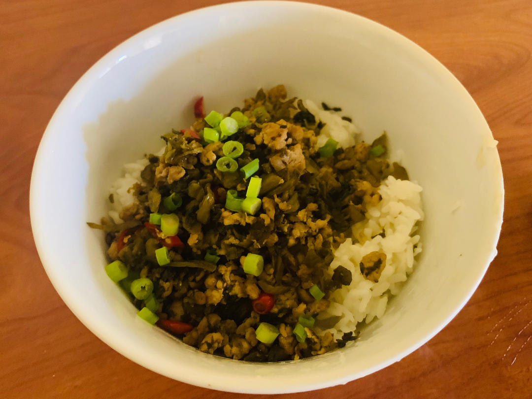 超下饭的酸菜肉末😋