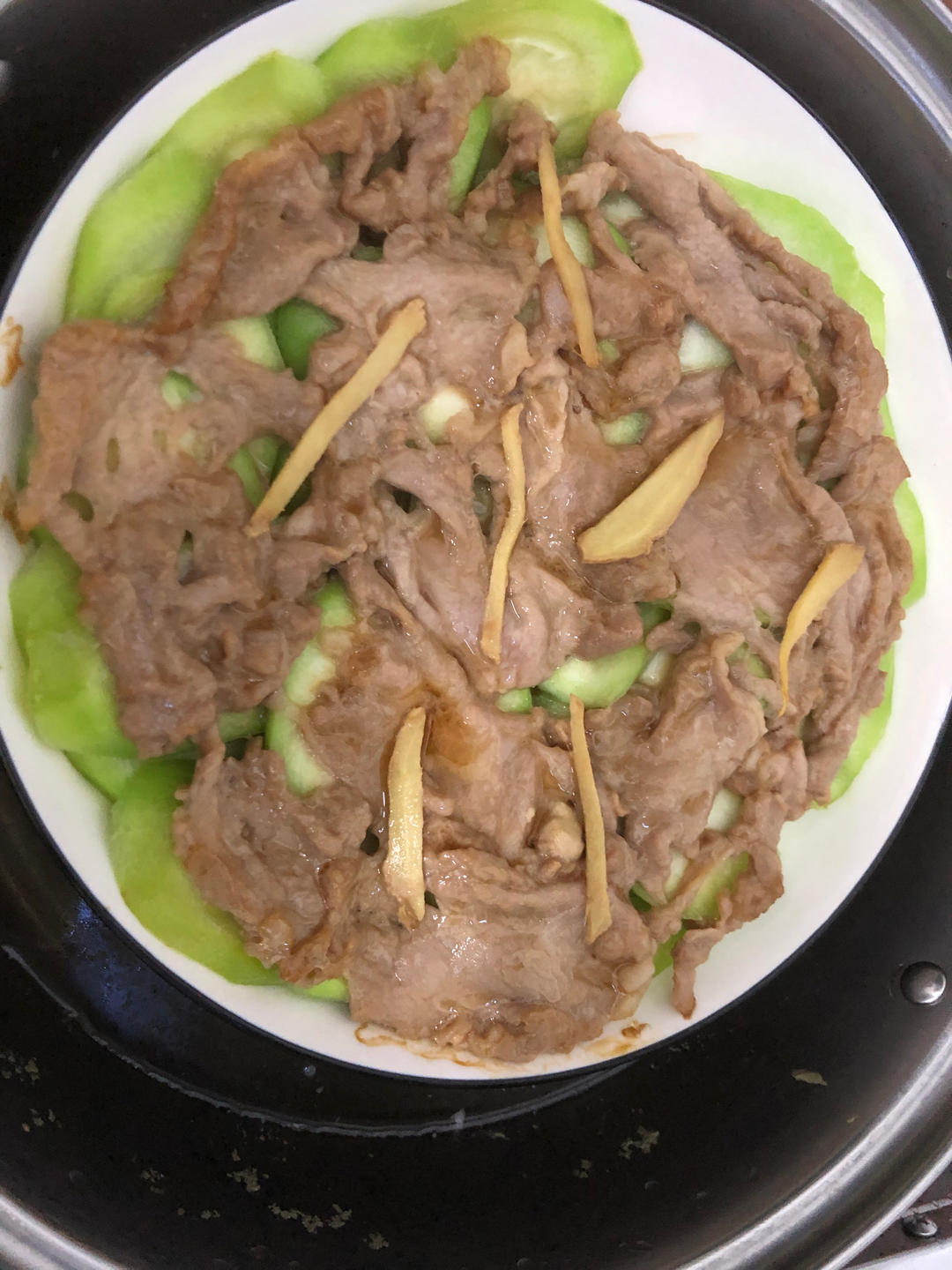 夏日清爽不油腻—丝瓜蒸肉片